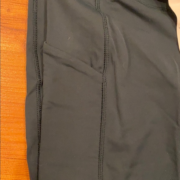 green/blue lululemon leggings - Picture 4 of 4